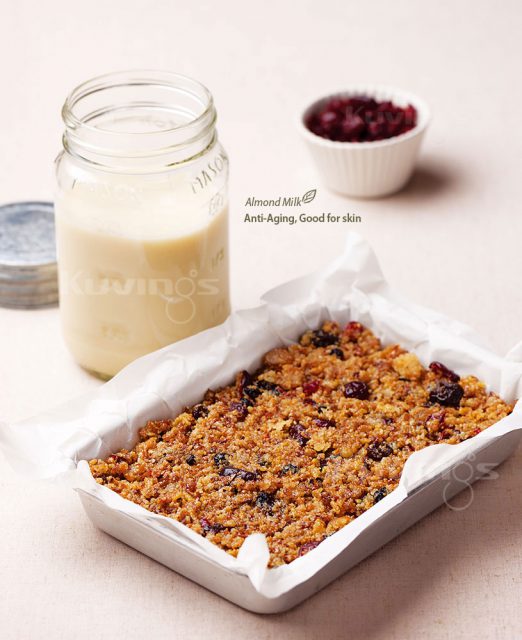 アーモンドミルク